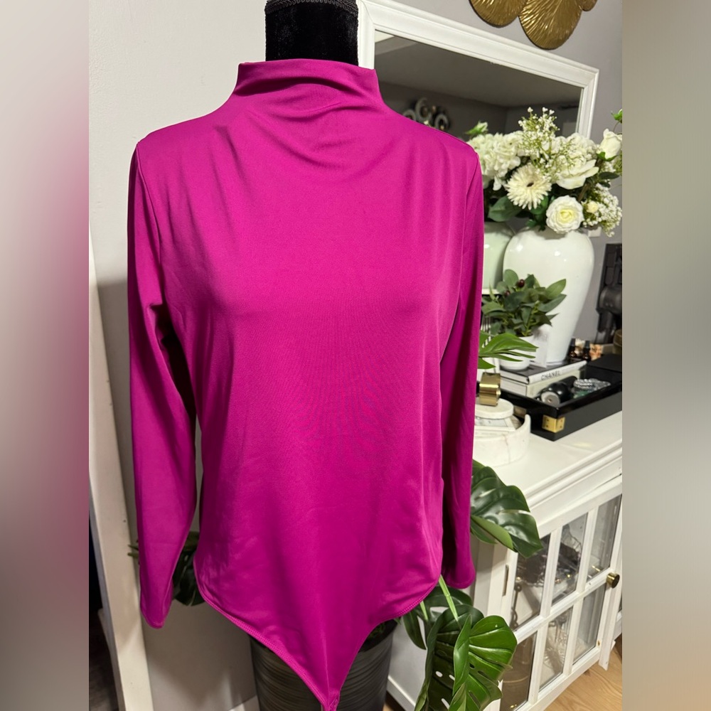 Express Body Contour High Compression Mock Neck Long Sleeve Bodysuit size XL NWT